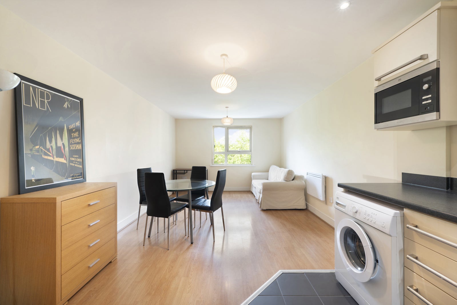 Flat Talwin Street in Greater London
