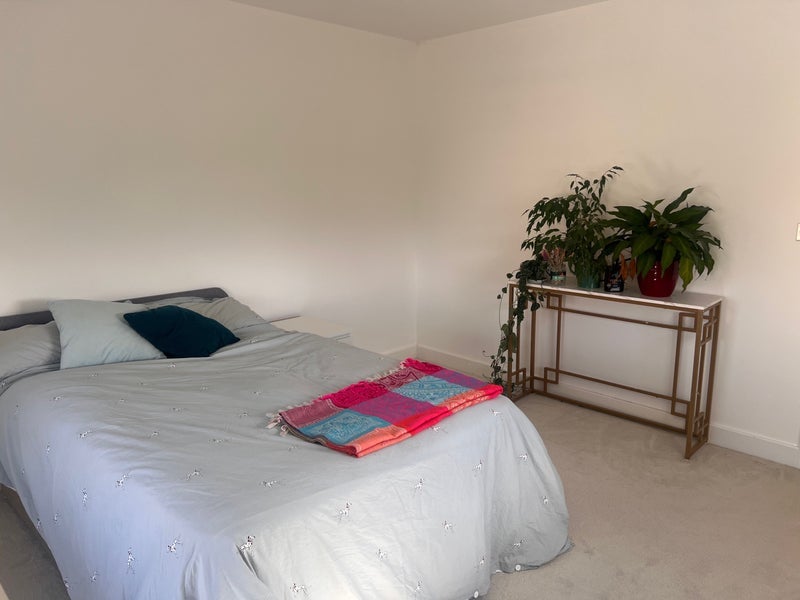 Room Charlotte Fox Lane in Leeds