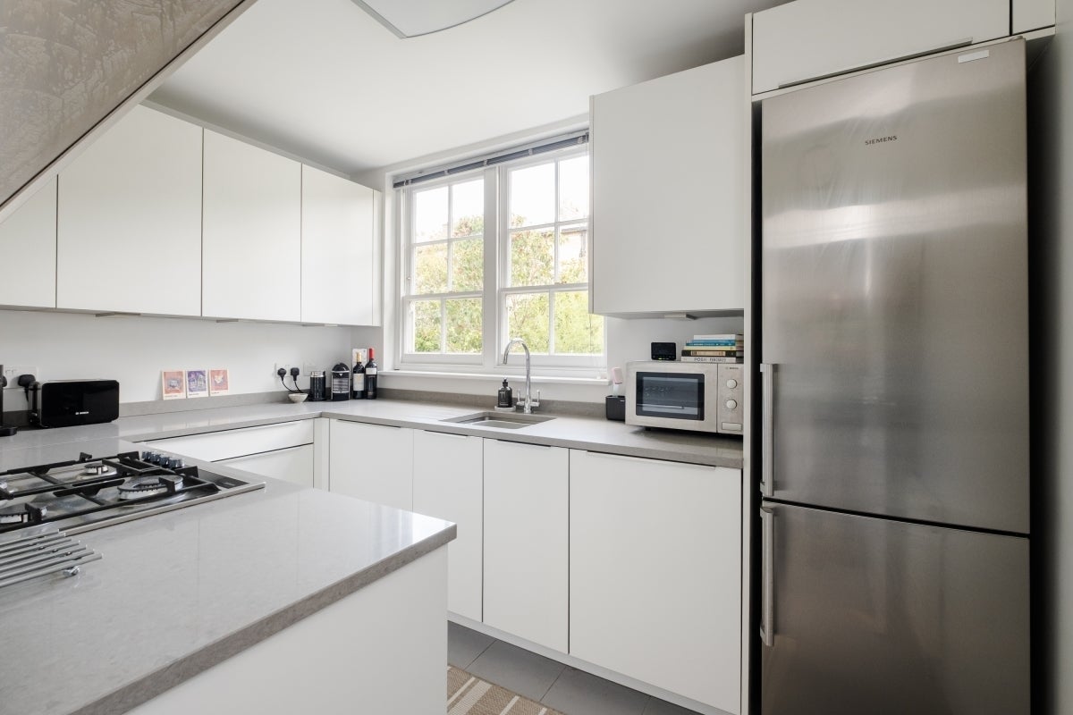 Flat Belitha Villas in Greater London