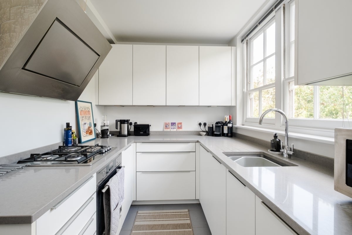 Flat Belitha Villas in Greater London