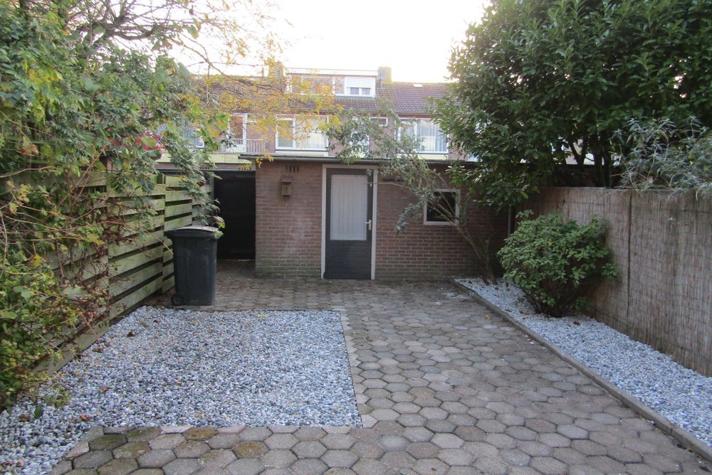 Kamer Maximiliaanstraat 8