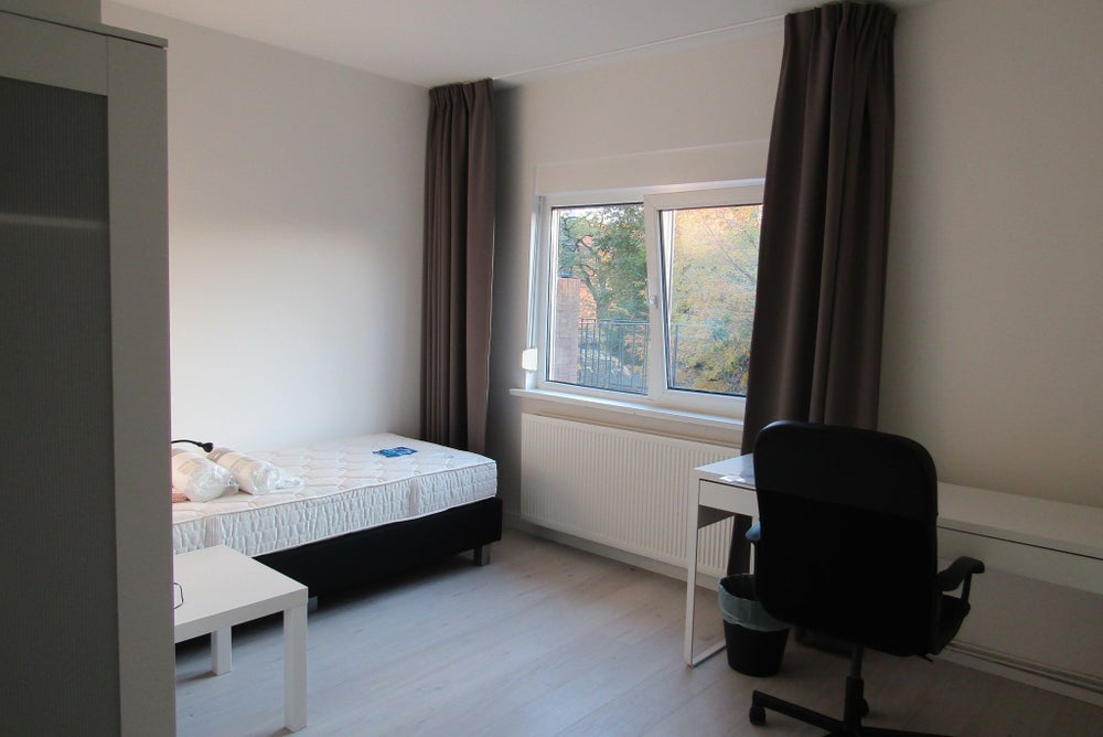 Kamer Maximiliaanstraat 4