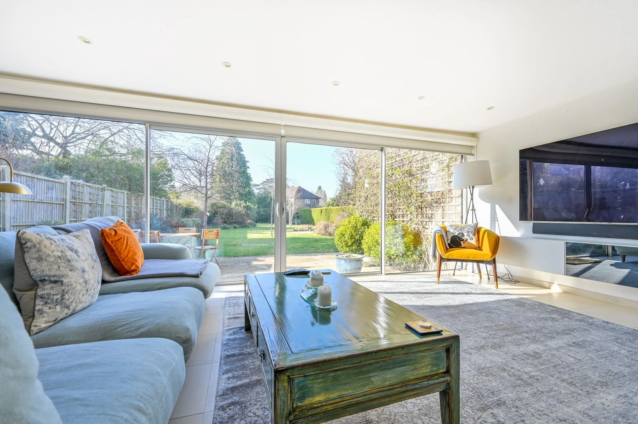 House Meads Road in Guildford