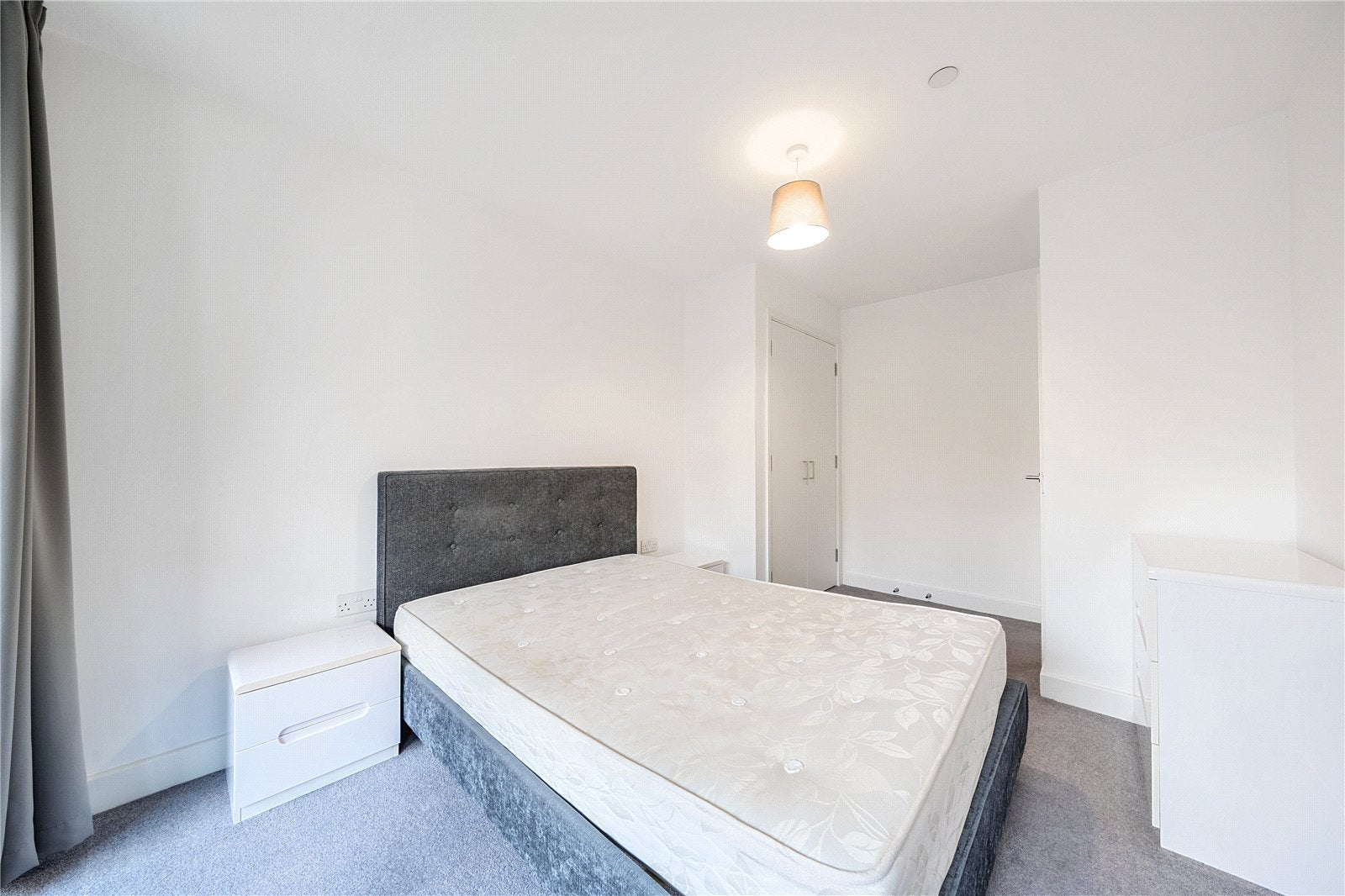 Flat Burgess Springs in Chelmsford