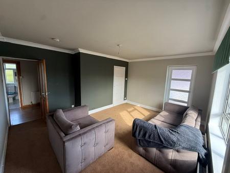 Flat Dunearn Drive in Kirkcaldy