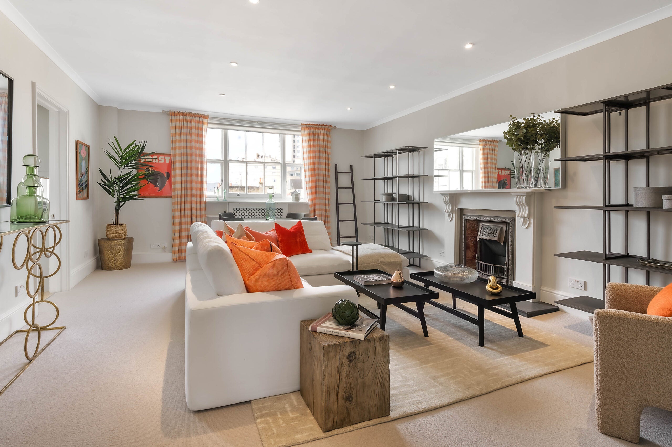 Flat Wilton Terrace in City of Westminster