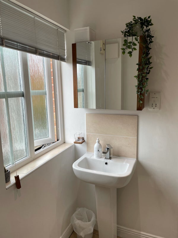 Room Laxton Grove in Metropolitan Borough of Solihull