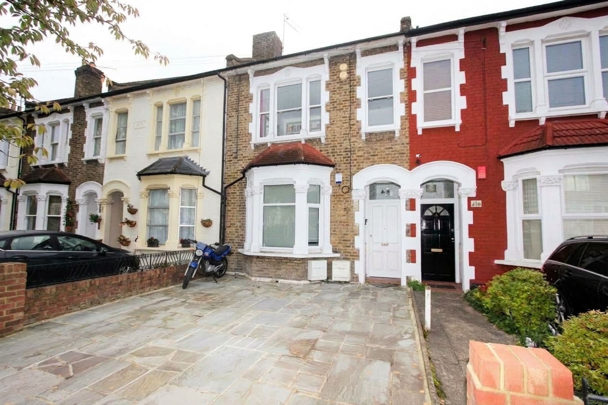 Flat Whittington Road in Greater London