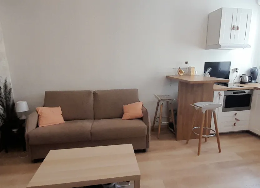 Room Rue Marceau in Nice