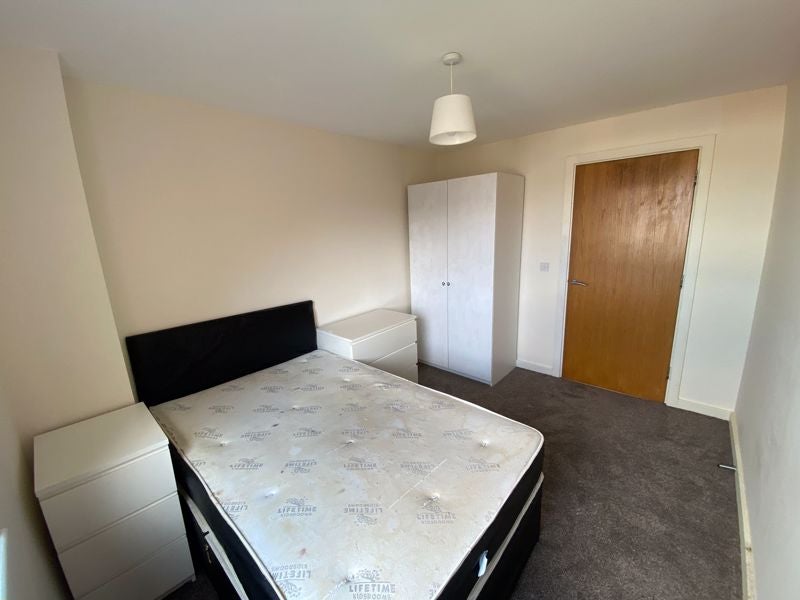 Flat Leeds Street in Liverpool