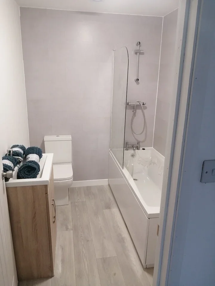 Room Whyteleafe Hill in Tandridge