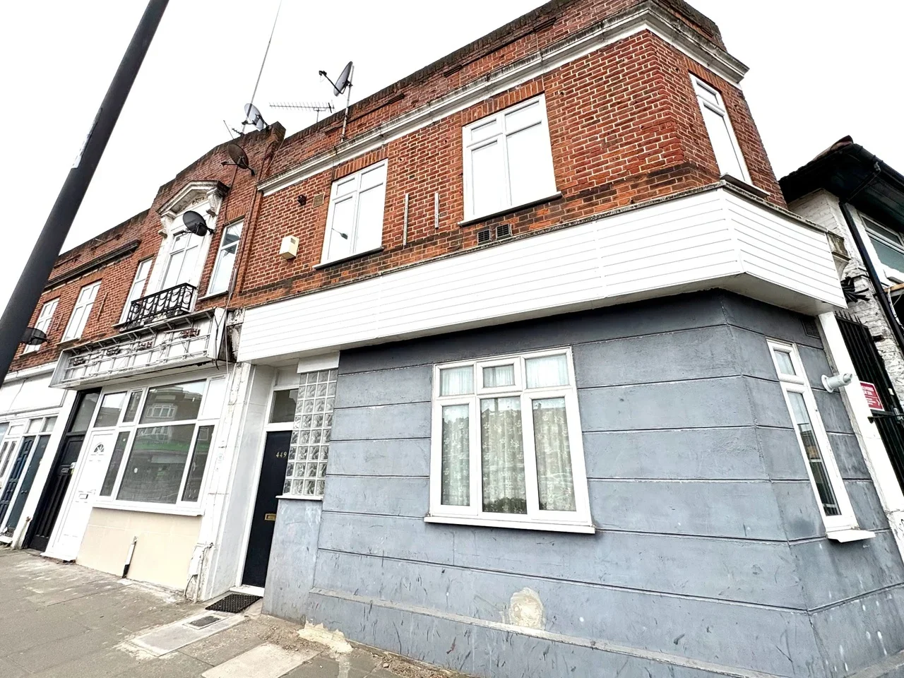 House Neasden Lane North in Greater London