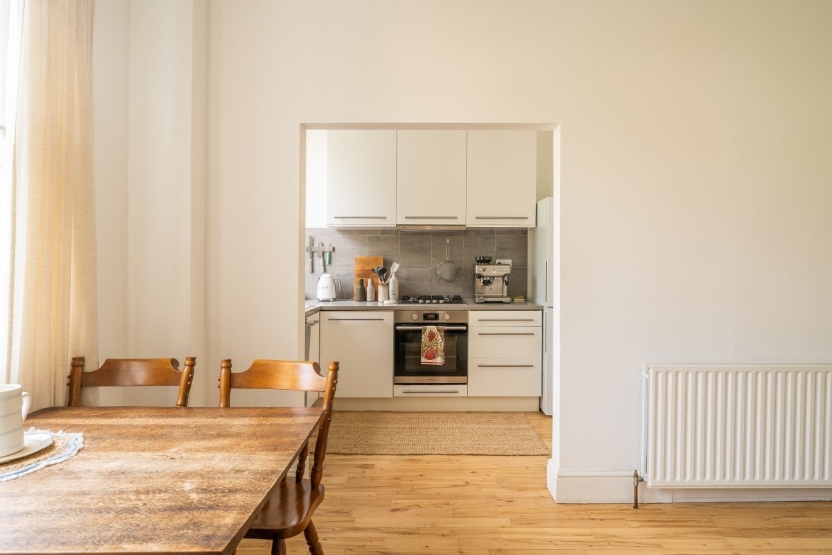 Flat Lillieshall Road in Greater London