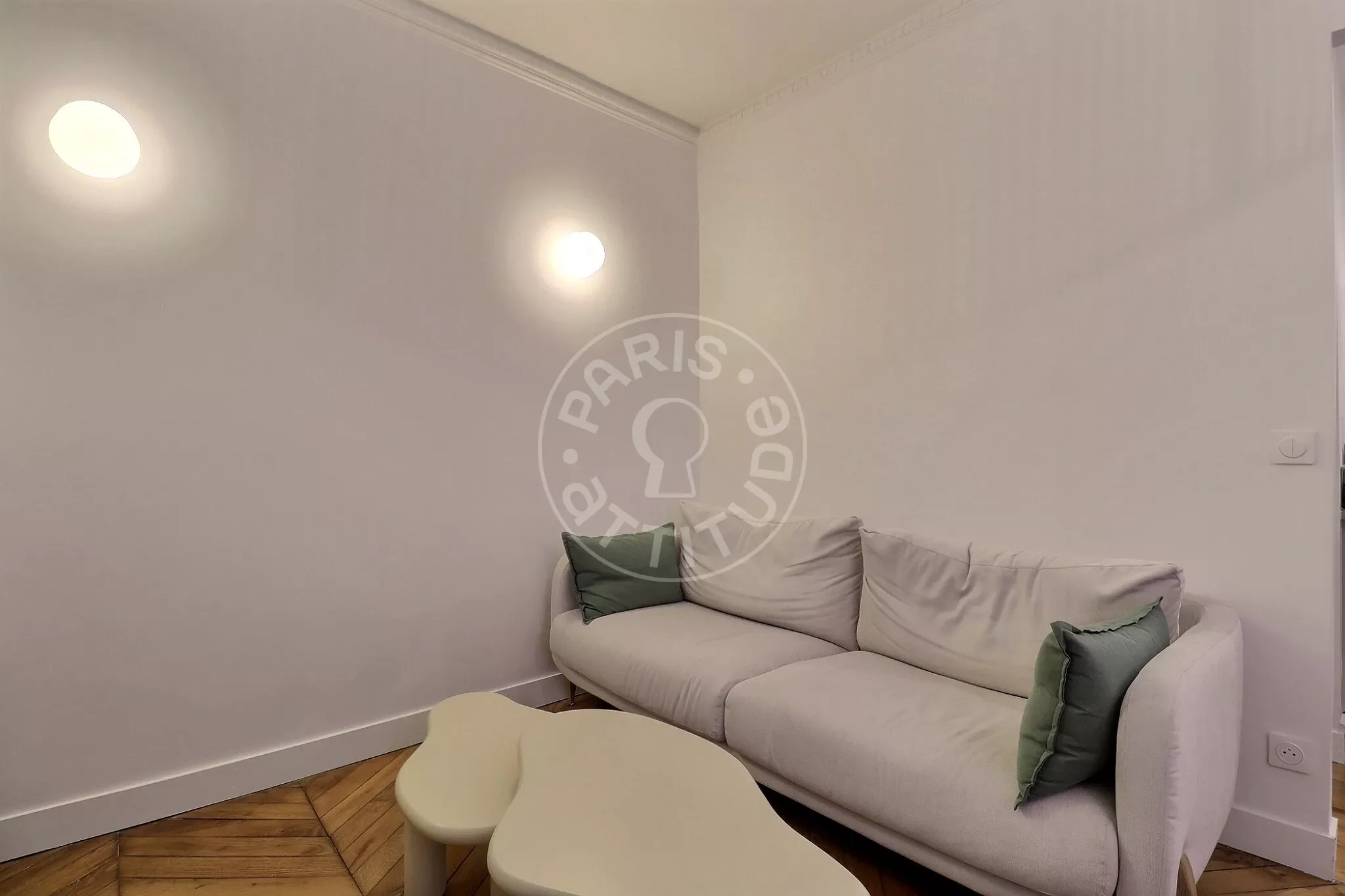 Flat Rue de Boulainvilliers in Paris