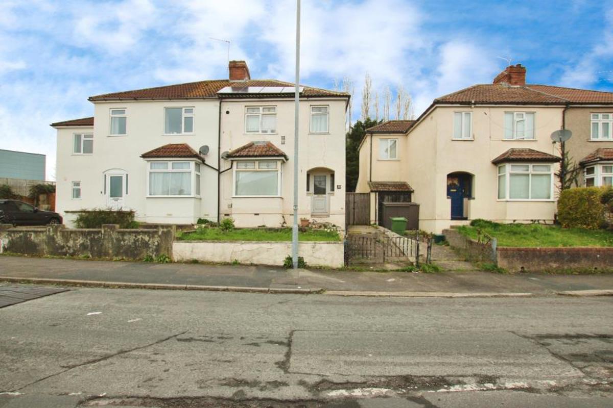 House Station Road in Filton