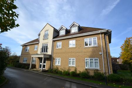 Flat Witchford Gate in Fifield