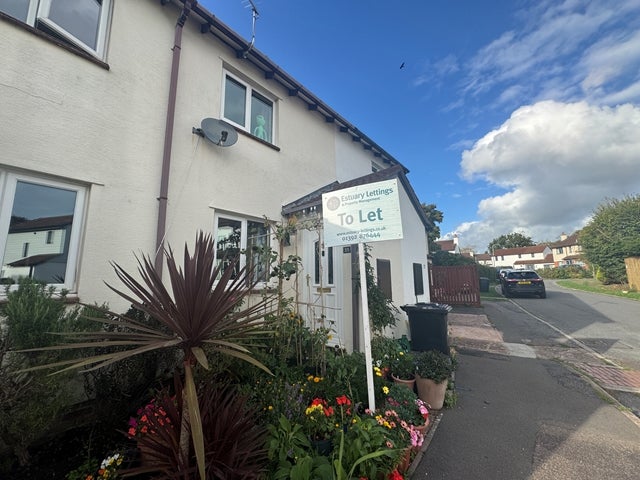 House Bretteville Close in East Devon