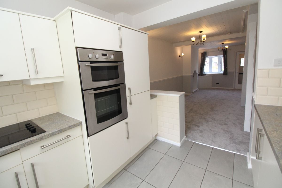 House Rushgreen Road in Lymm
