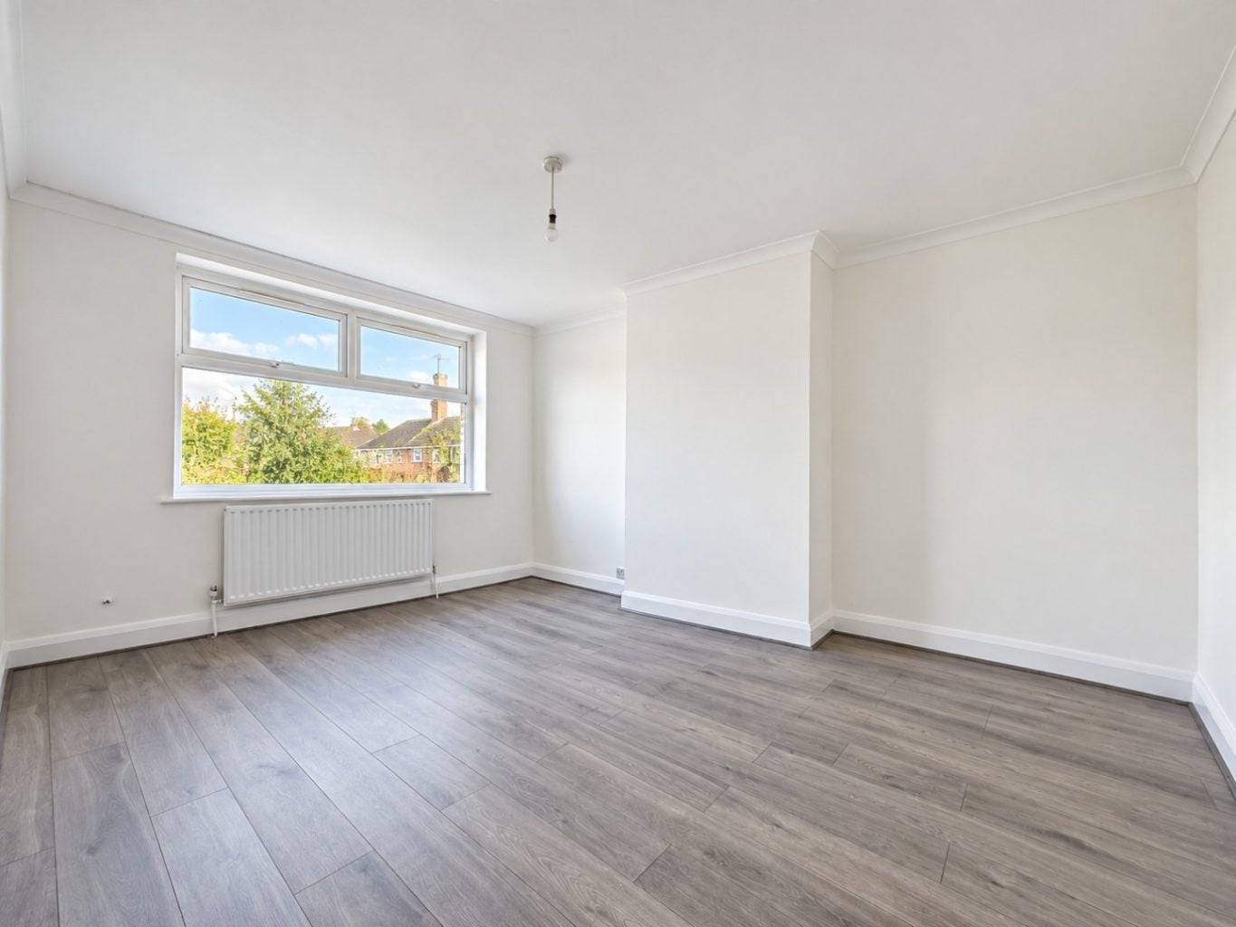 Flat Hertford Road in Greater London
