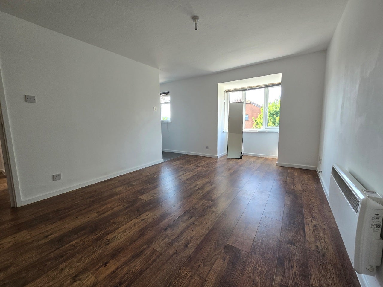 Flat Sterling Gardens in Greater London