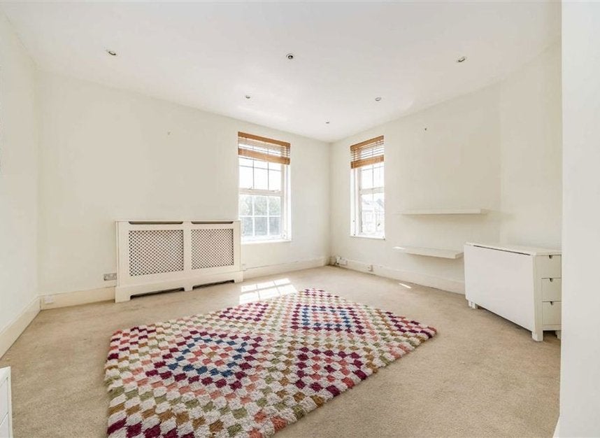 Flat North Worple Way in Greater London