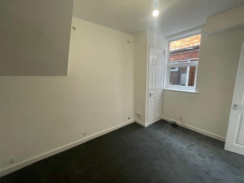 Flat Plessey Road in Newsham