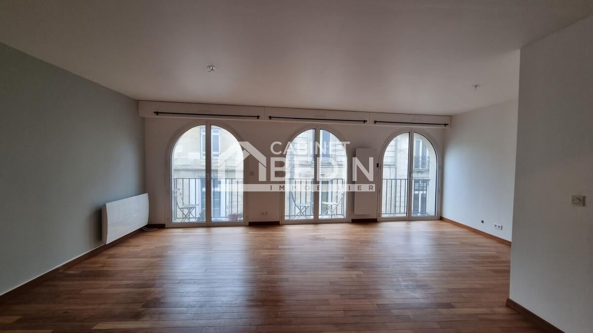 Flat Rue Laliment in Bordeaux