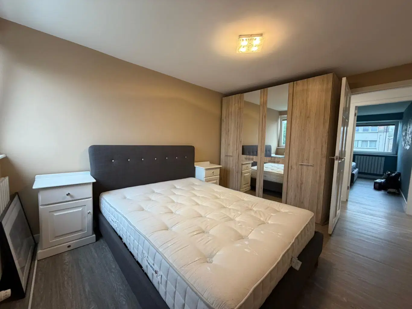 Flat Moredun Park Gardens in City of Edinburgh