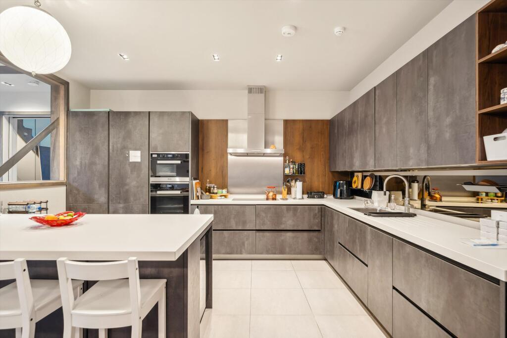House Rigault Road in Greater London