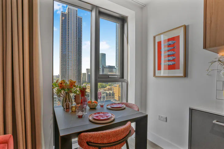 Flat Charter Street in Greater London
