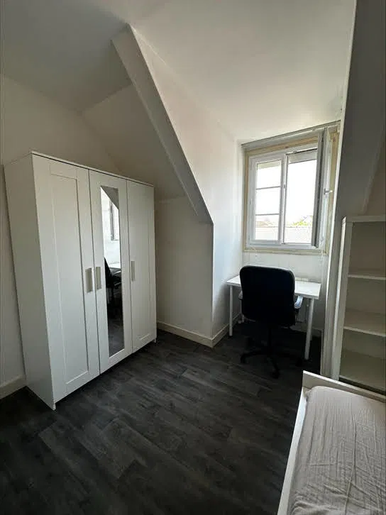 Chambre Rue d'Austerlitz à Compiègne