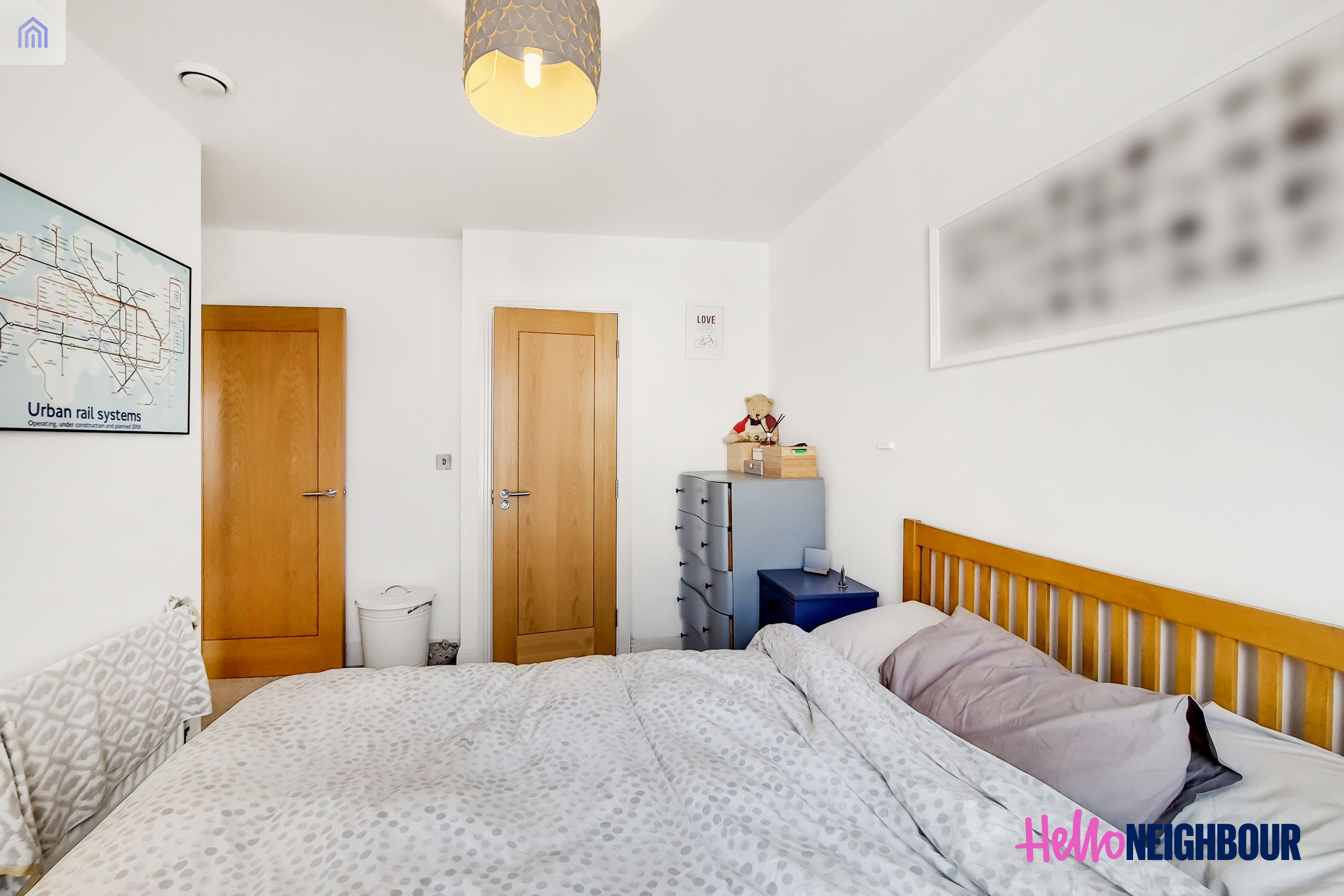 Flat Wadham Mews in Greater London