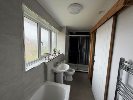 Flat Campbell Grove in Grimsby