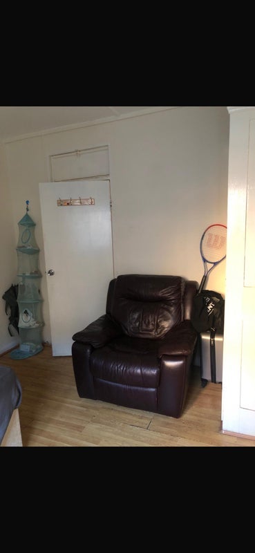 Room Malcolm Road in Greater London
