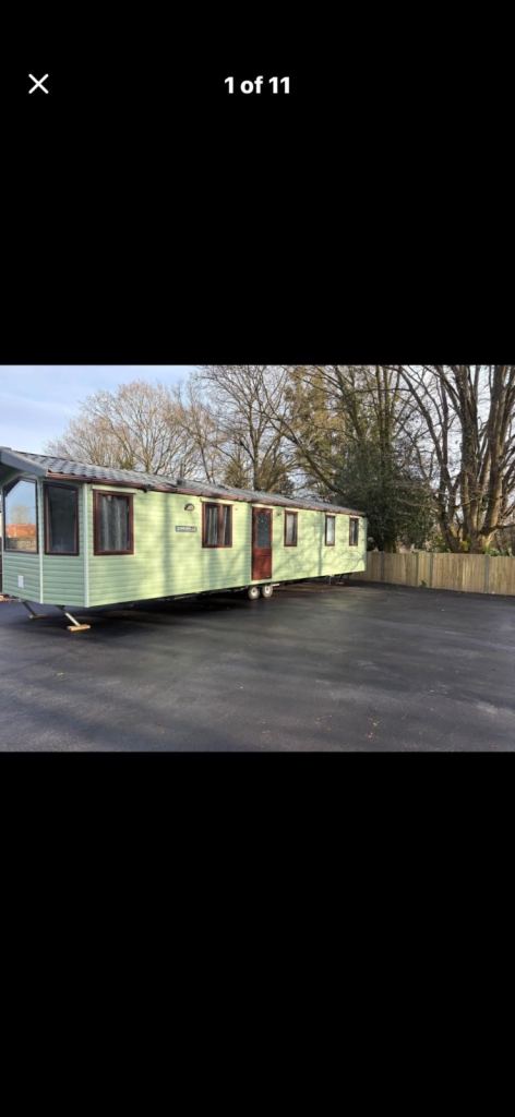 Flat Guildford Road in Surrey Heath