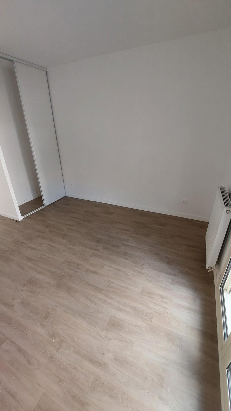 Flat Rue de la Papeterie in Nogent-sur-Oise