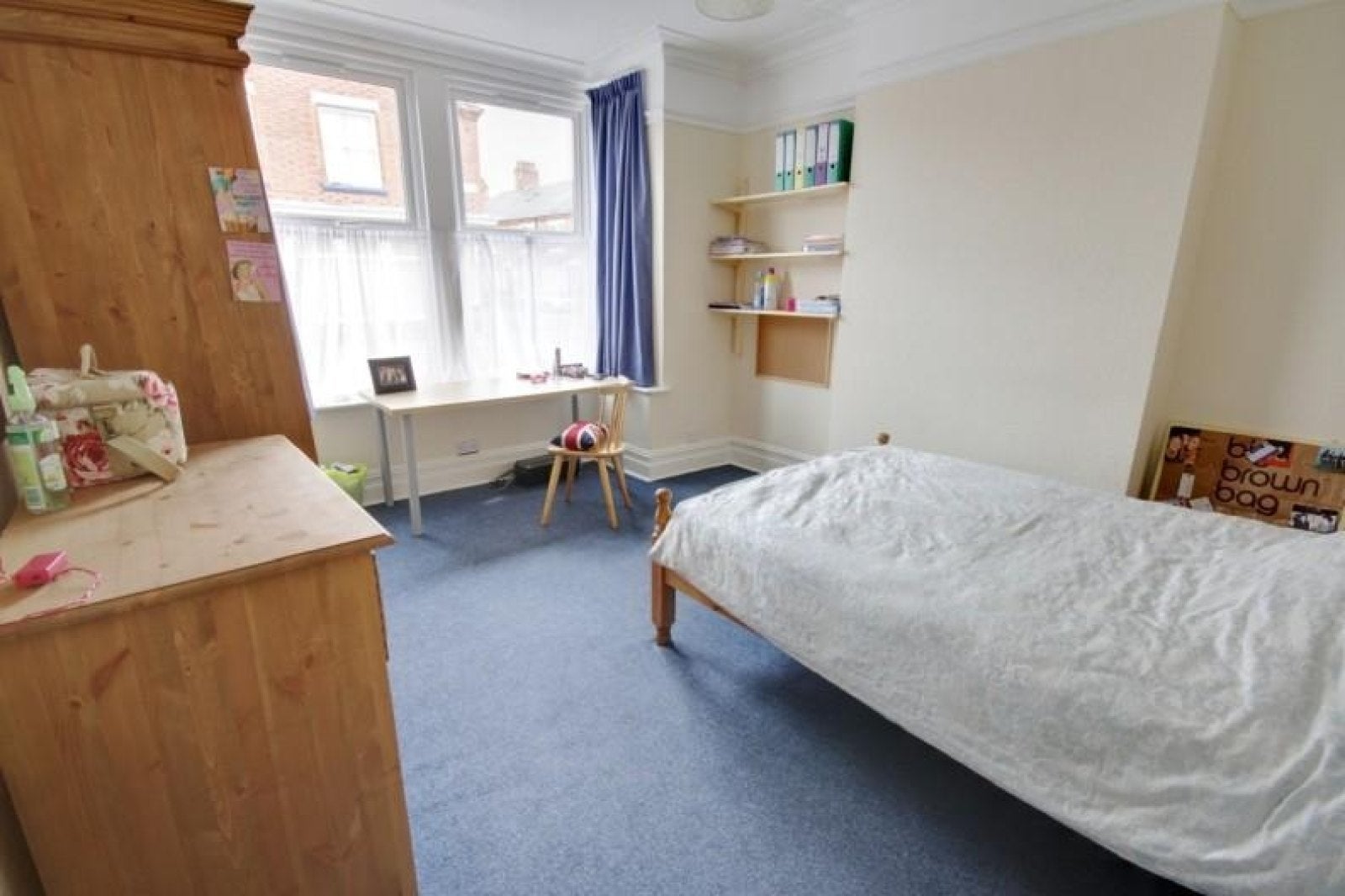 Room William Street in Charnwood