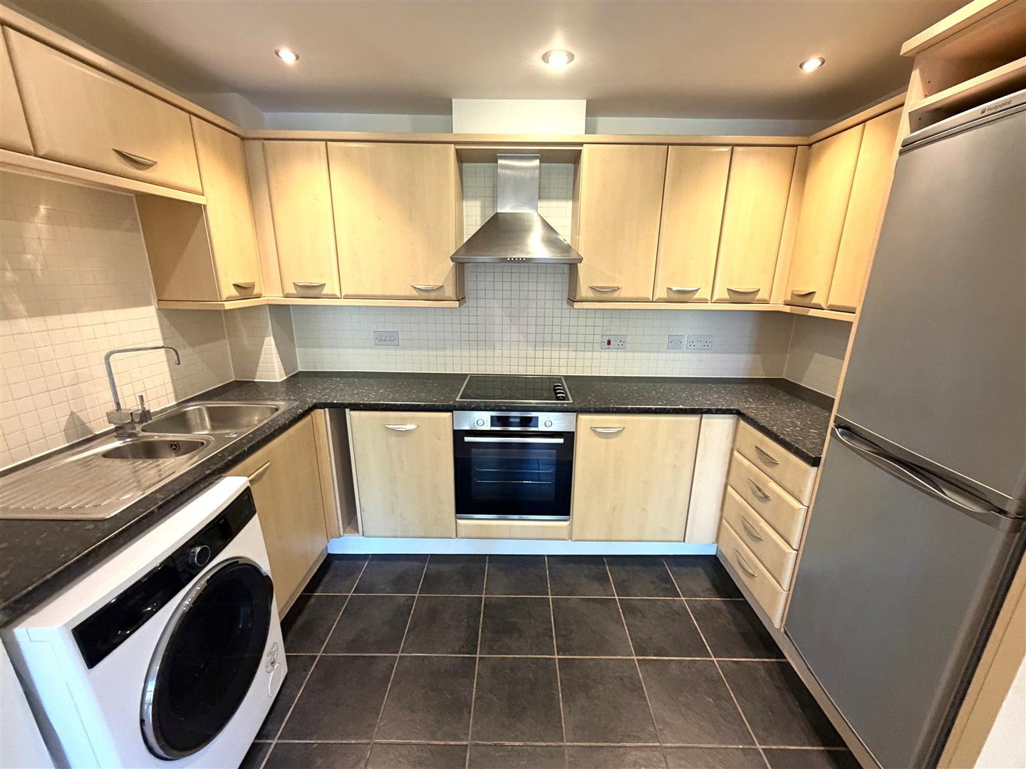 Flat Byron Road in Eastleigh