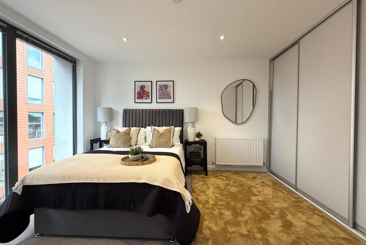 Flat Garrard Street in Reading