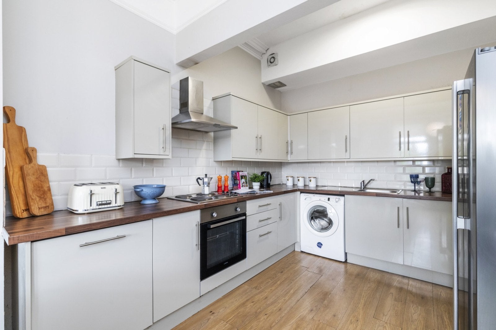Room St. Michael's Crescent in Leeds
