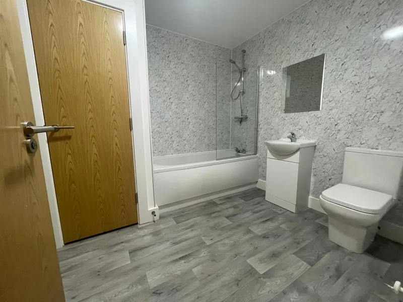 Flat Grange Road in Birkenhead