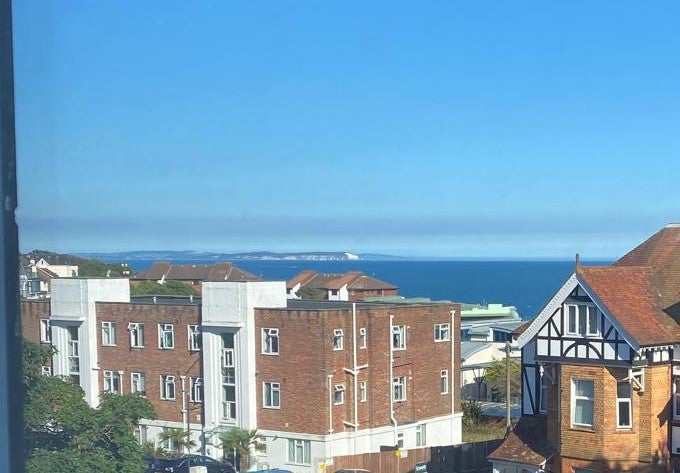 Flat Boscombe Spa Road in Bournemouth