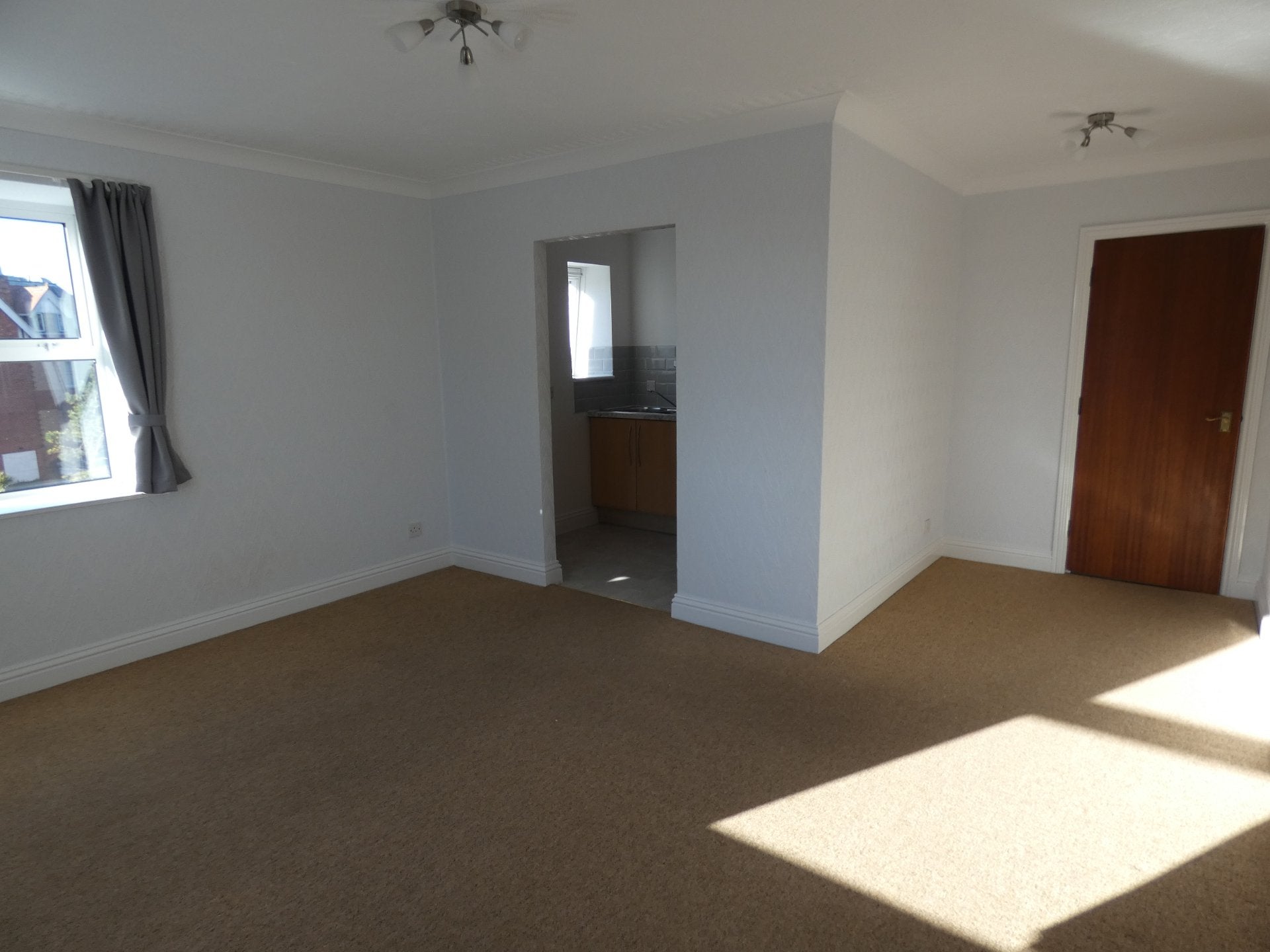 Flat Boscombe Spa Road in Bournemouth