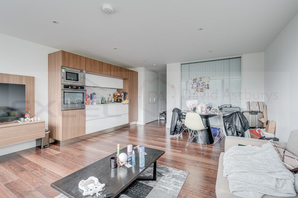 Flat Swiss Terrace in Greater London