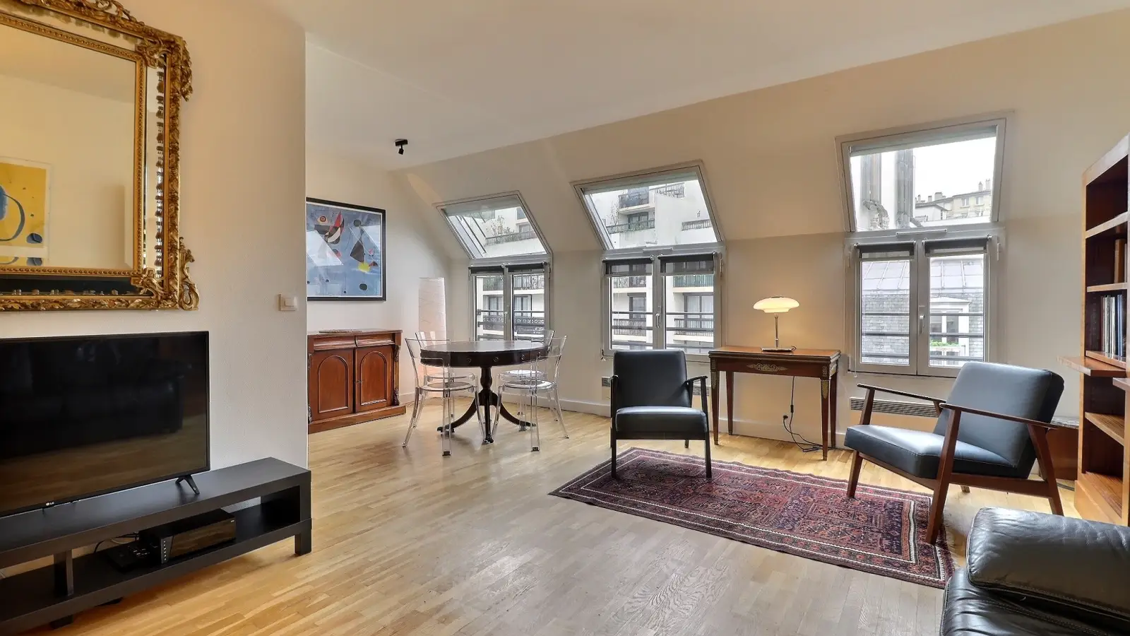 Flat Rue de Wattignies in Paris