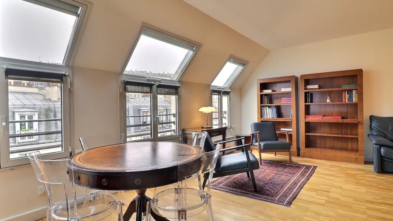 Flat Rue de Wattignies in Paris