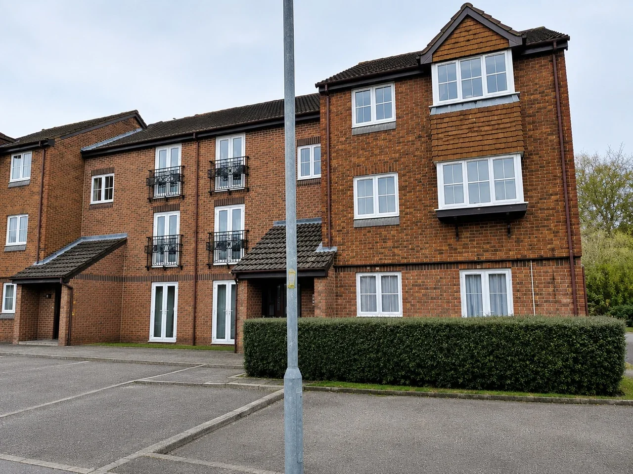 Flat Knowles Close in Greater London