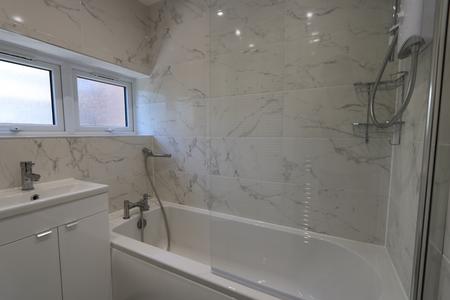 Flat Newbold Terrace East in Royal Leamington Spa