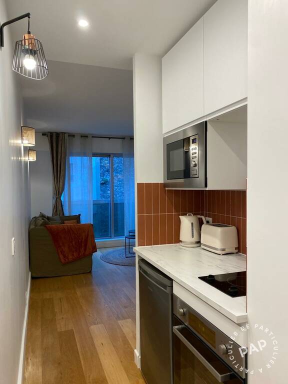 Flat Rue du Débarcadère in Paris