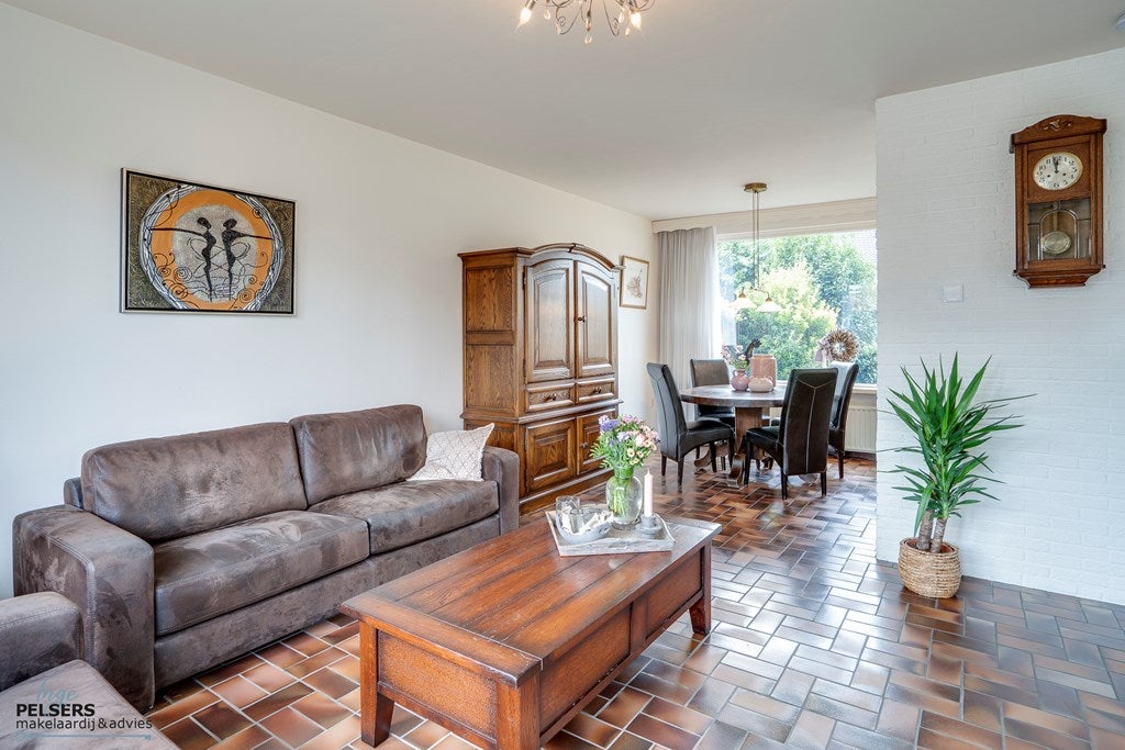 Twee-onder-één-kap te koop: Prins Clausstraat 58, Reuver